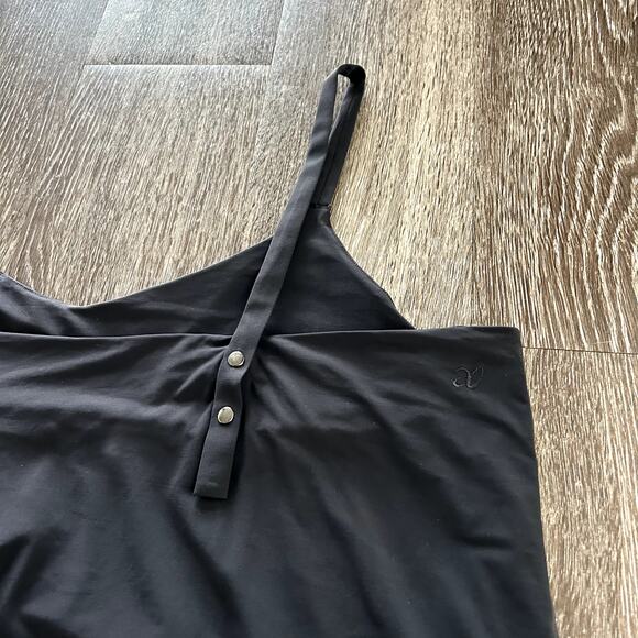 EUC Aday Snap To It Black Tank Top Sz XL Adjustable Straps Minimalist Activewear - Picture 13 of 16